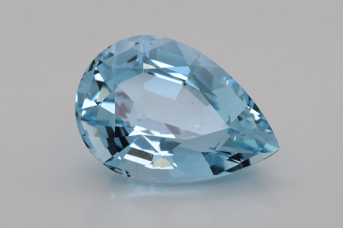 18.40  Carat Blue Colour Aquamarine  (AQ1869)