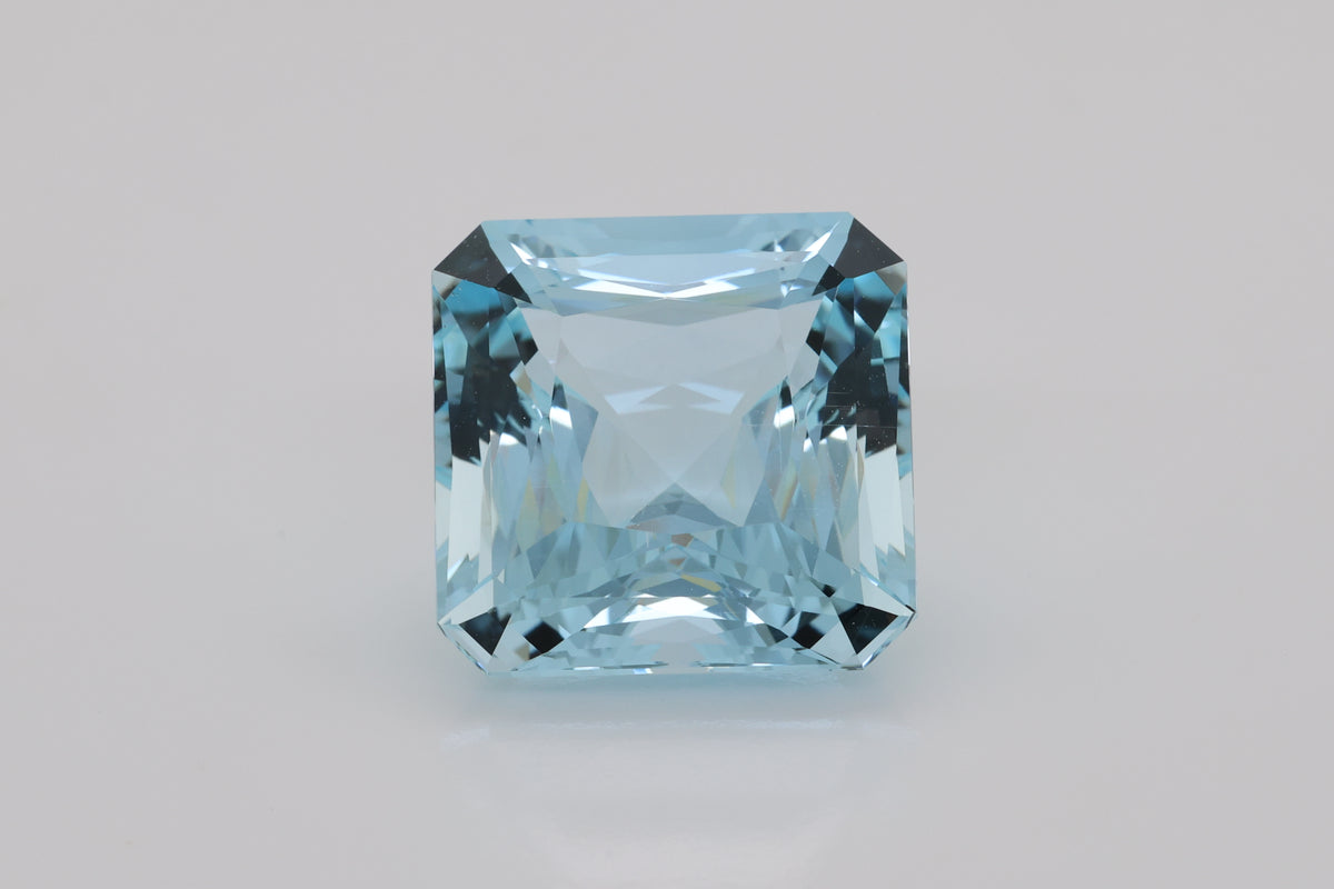 13.00 Carat Light Blue Colour Aquamarine  (AQ1320)