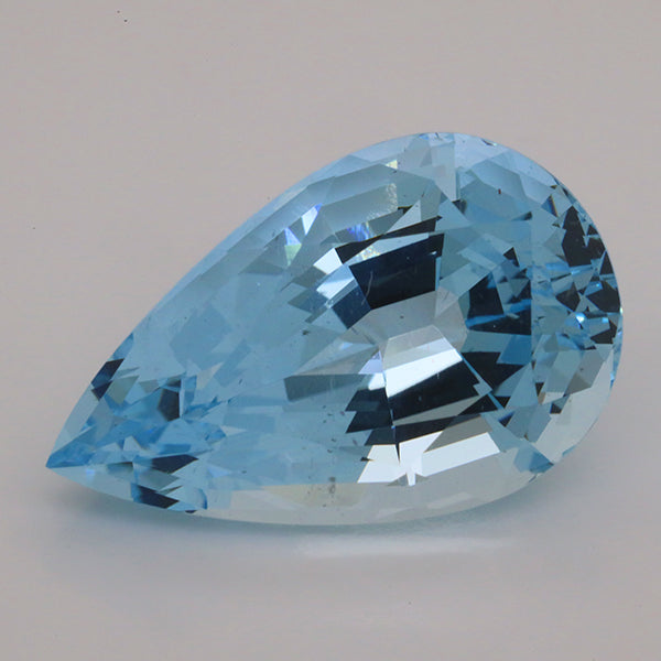 17.57 Carats Medium Blue Aquamarine (AQ098)