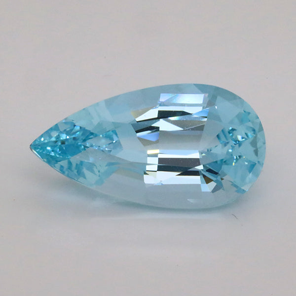 8.73 Carat Medium Blue Colour Aquamarine  (AQ752)