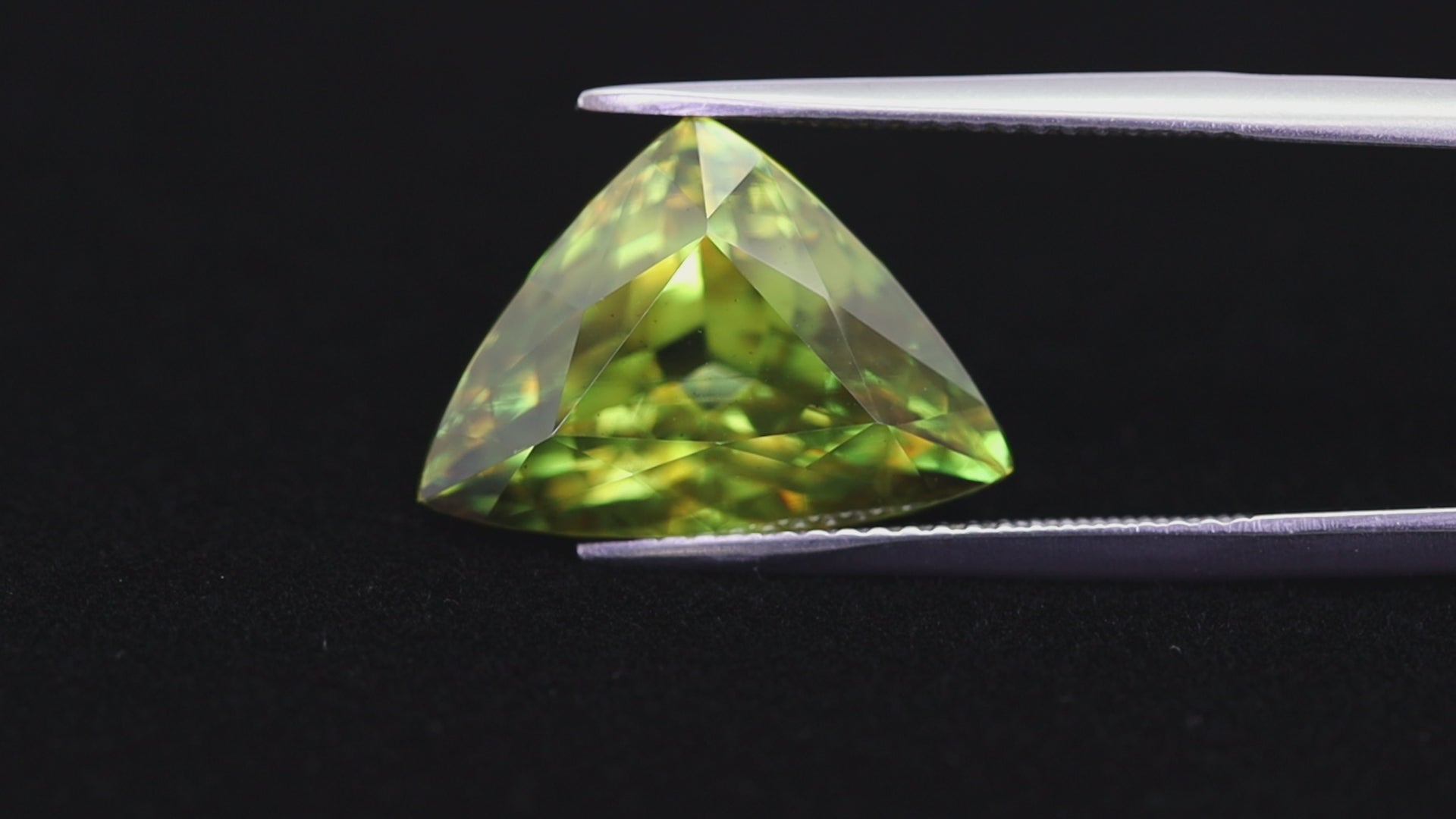 9.51 Carats Trillion Shape Green Sphene (SP010)