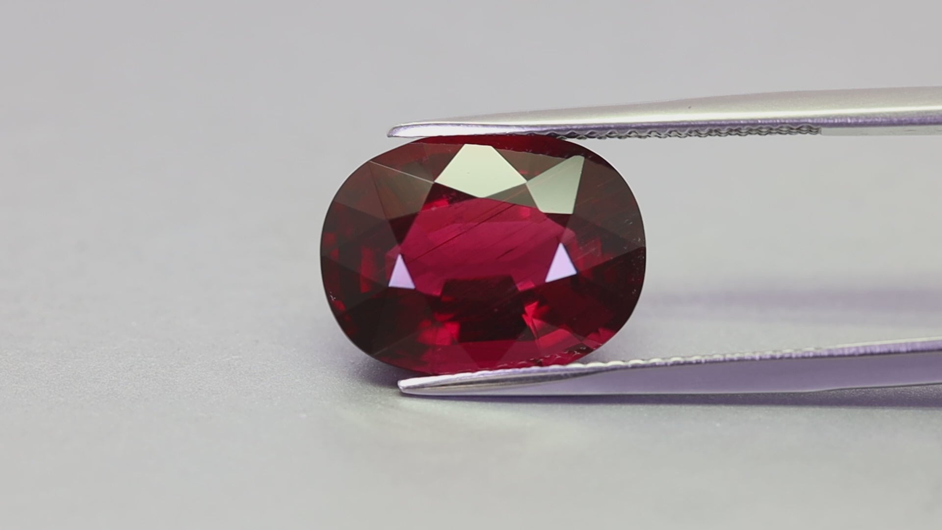 6.37 Carats Vivid Red Rubellite (RL018)