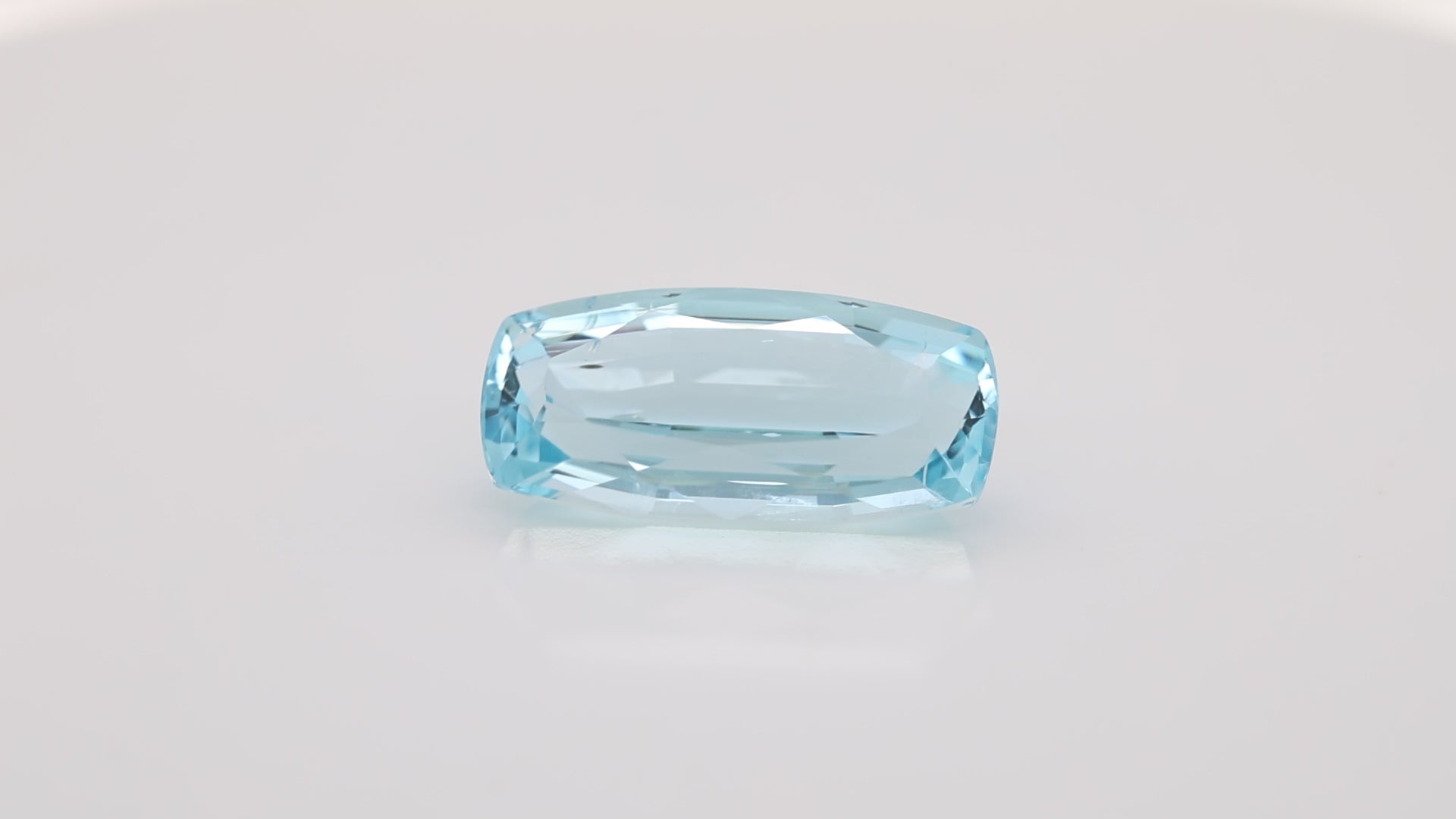 21.72 Carat Blue Colour Aquamarine  (AQ1221)