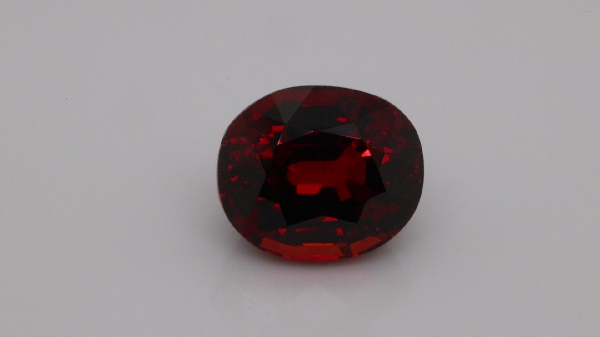 8.94 Carat Orange Color Spessertite Garnet  (SG032)