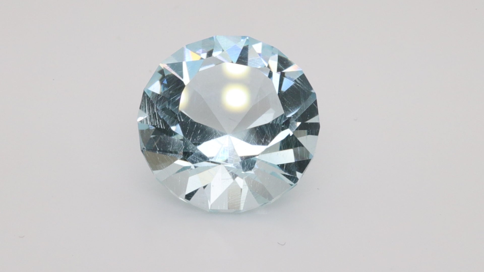 14.33 Carat Round Cut Aquamarine  (AQ257)