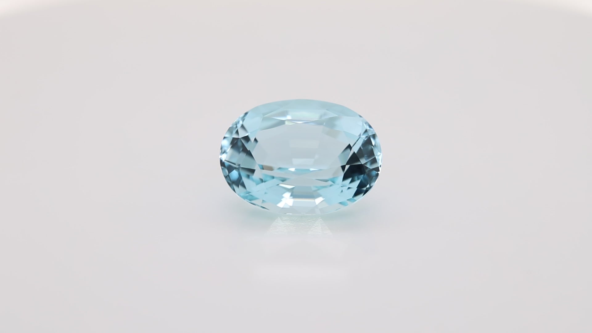 18.11  Carat Blue Colour Aquamarine  (AQ1883)