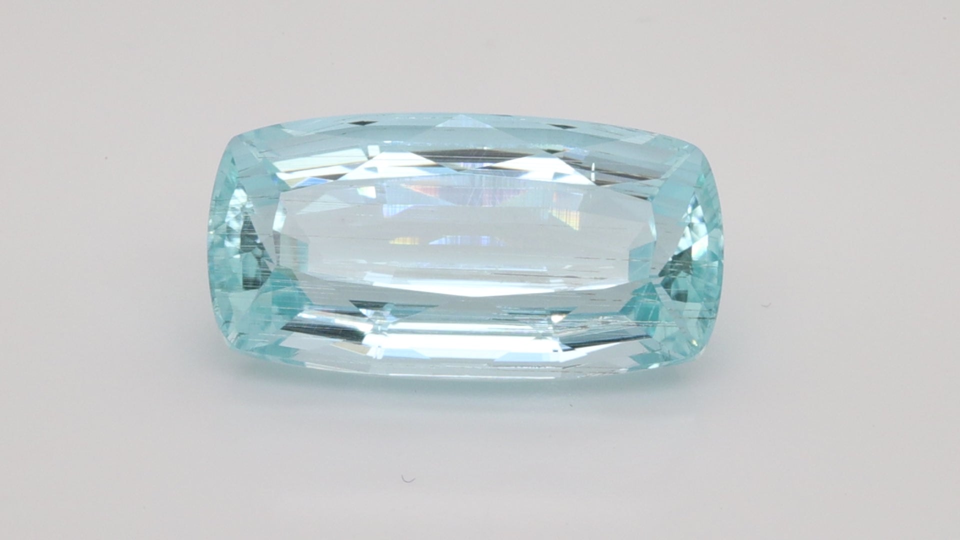 19.25 Carats Medium Blue Color Aquamarine (AQ1240)