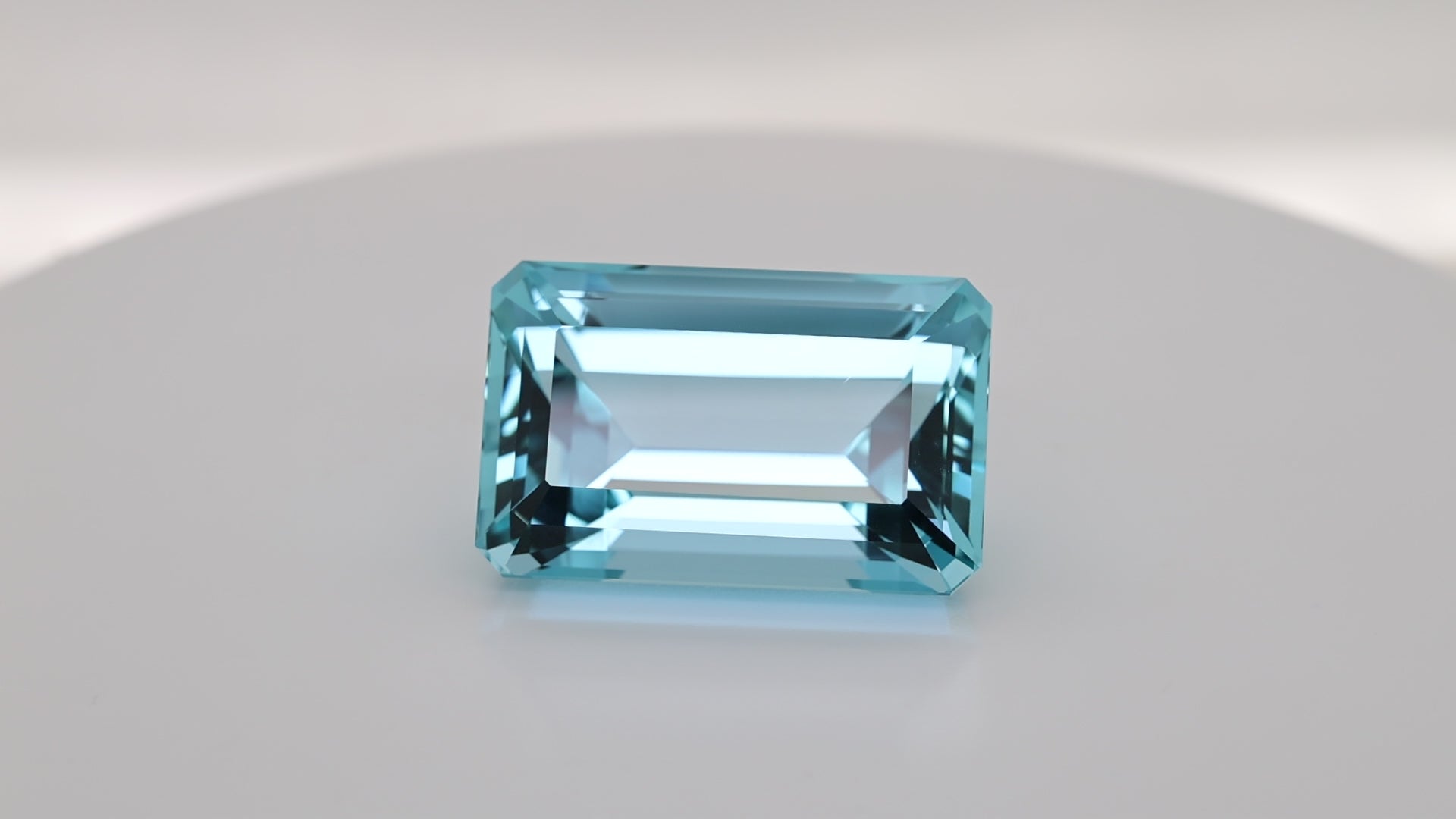 127.48 Carat Collection piece Santa Maria Blue Colour Aquamarine  (AQ1775)