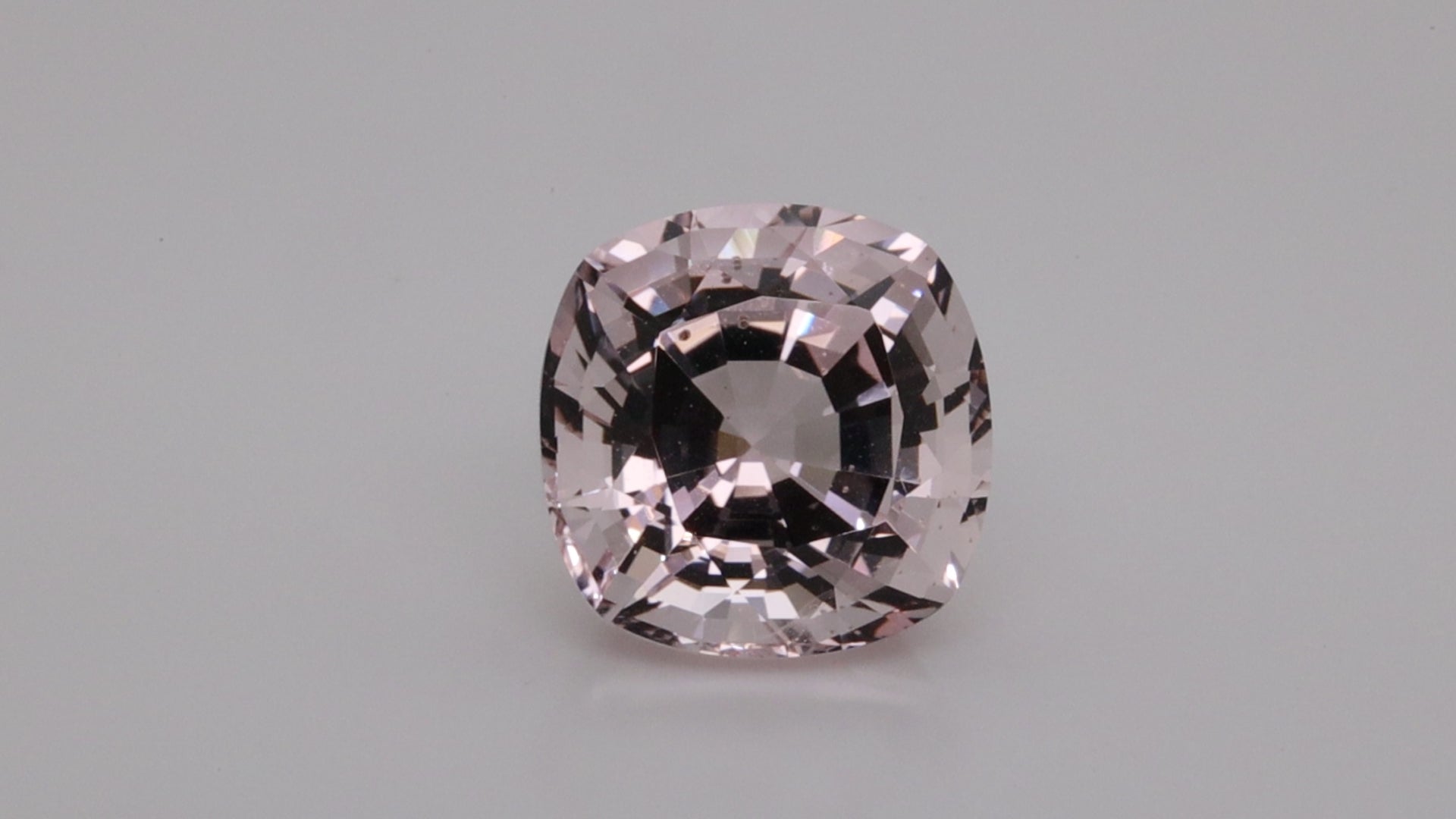 19.82 CARATS PINK MORGANITE  (MO168)