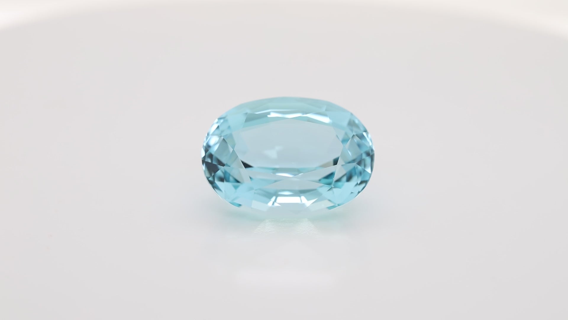 28.26 Carat Santa Maria Blue Colour Aquamarine  (AQ1785)