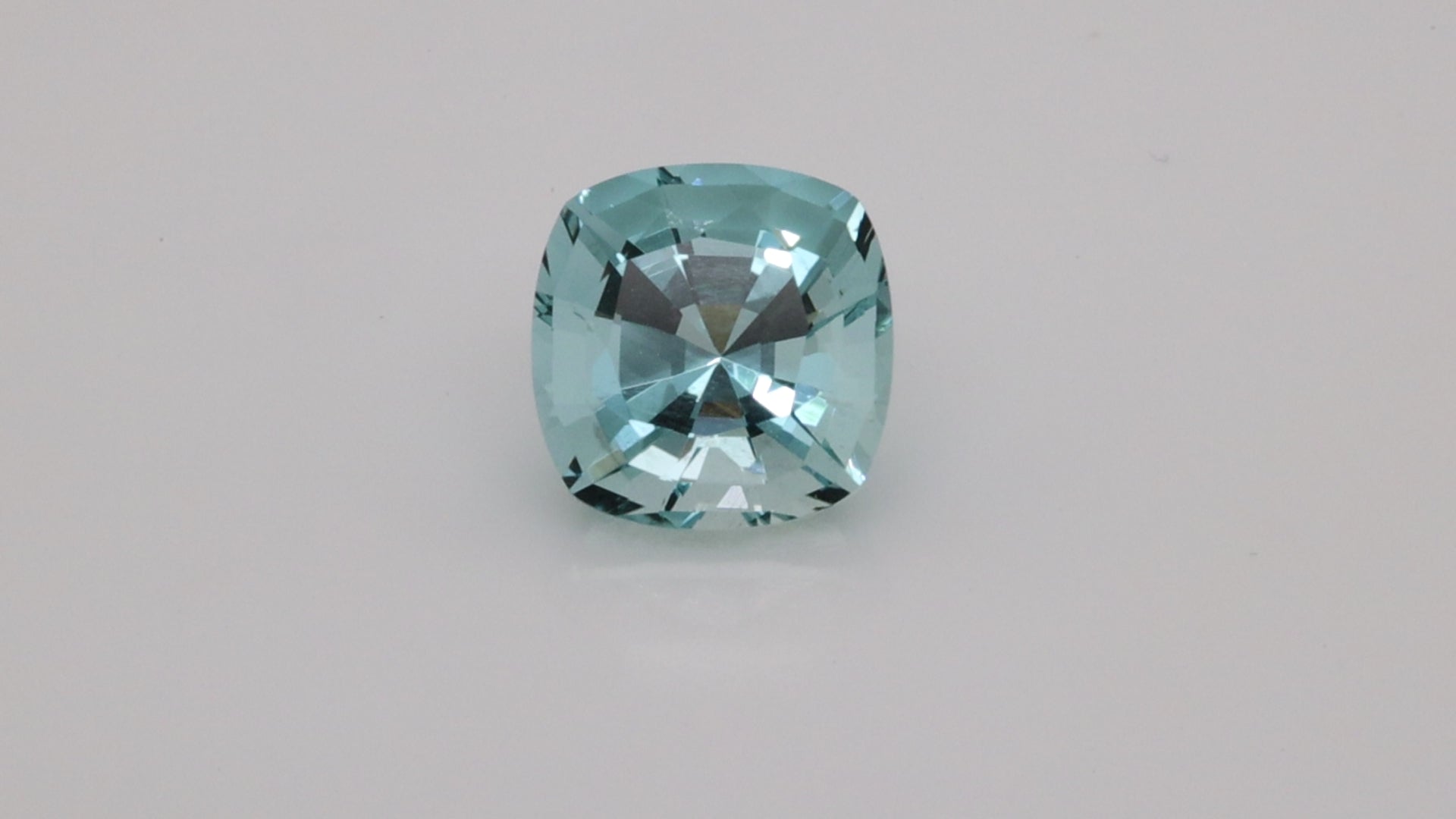 4.74 Carat Artic Blue Colour Aquamarine  (AQ1426)