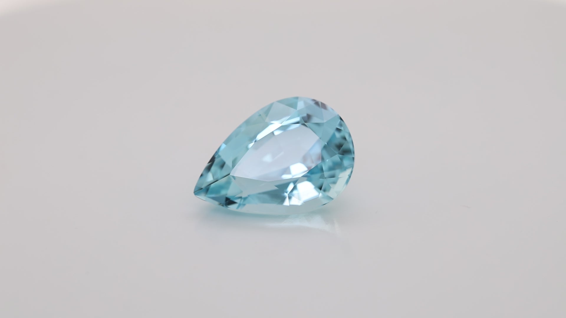 16.53 Carat  Medium Blue Colour Aquamarine  (AQ1782)