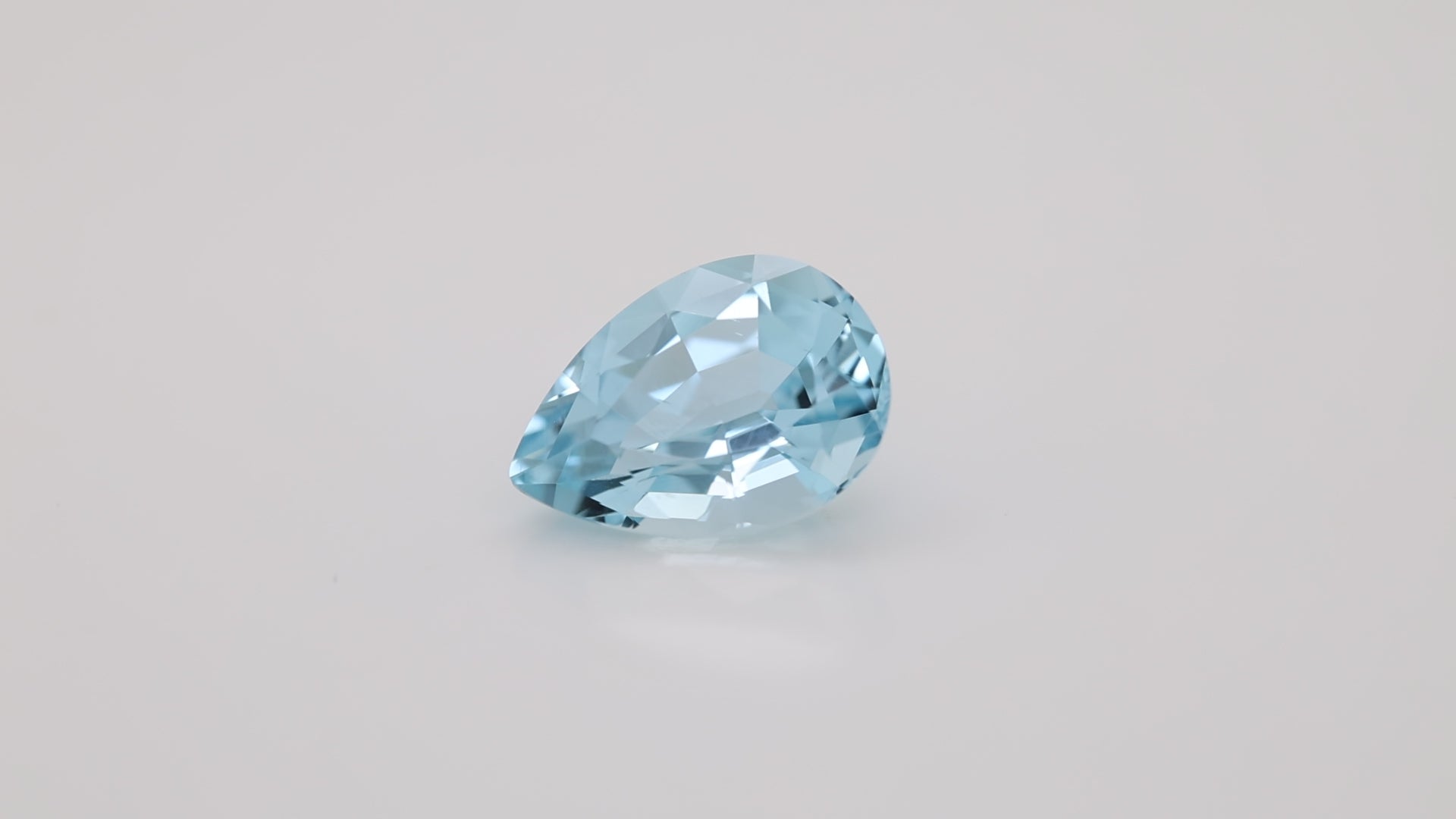 5.15 Carat  Blue Colour Aquamarine  (AQ1917)