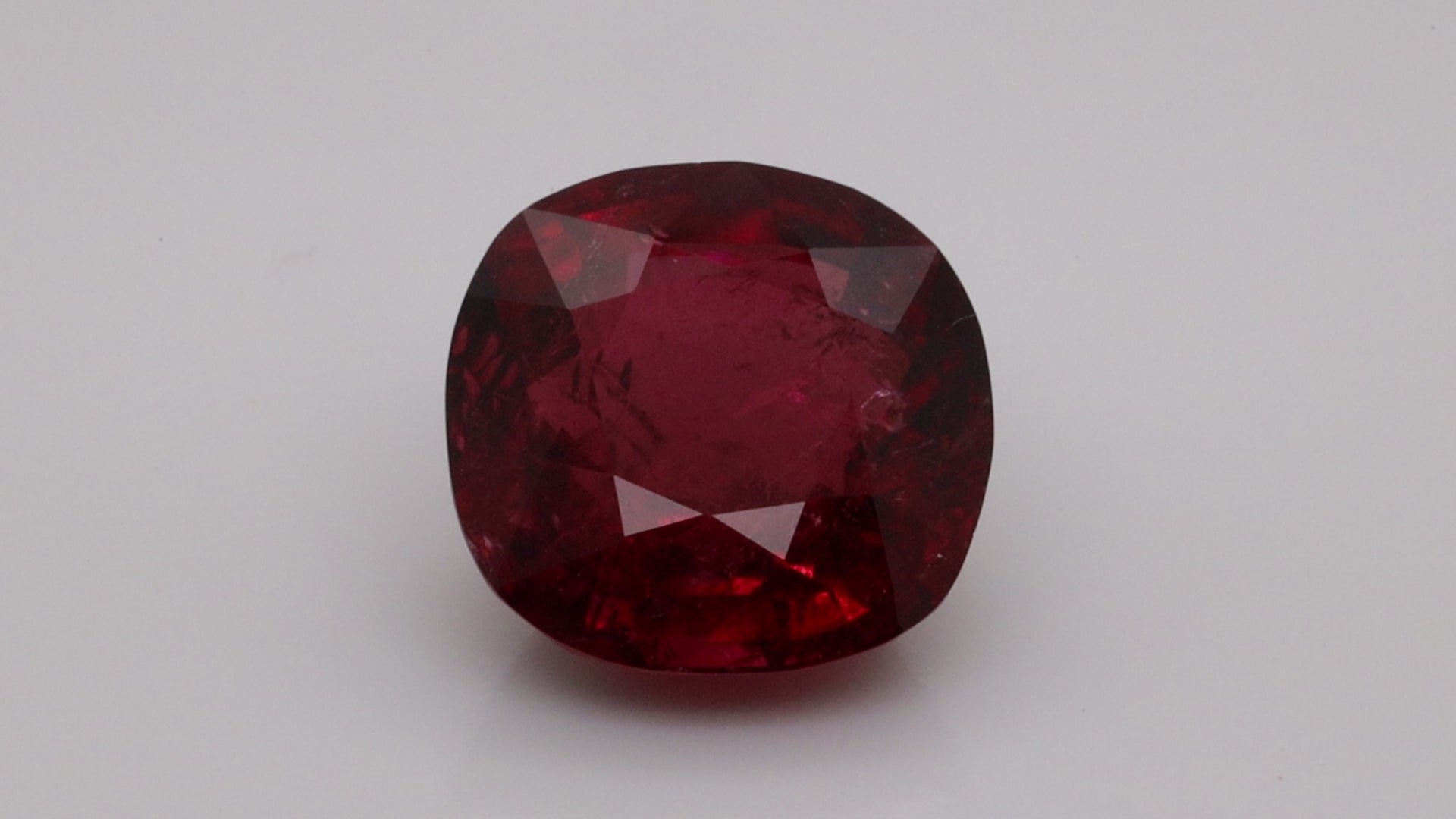 RED PINK SQUARE CUSHION SHAPE RUBELLITE 18.03 CTS (RL047)
