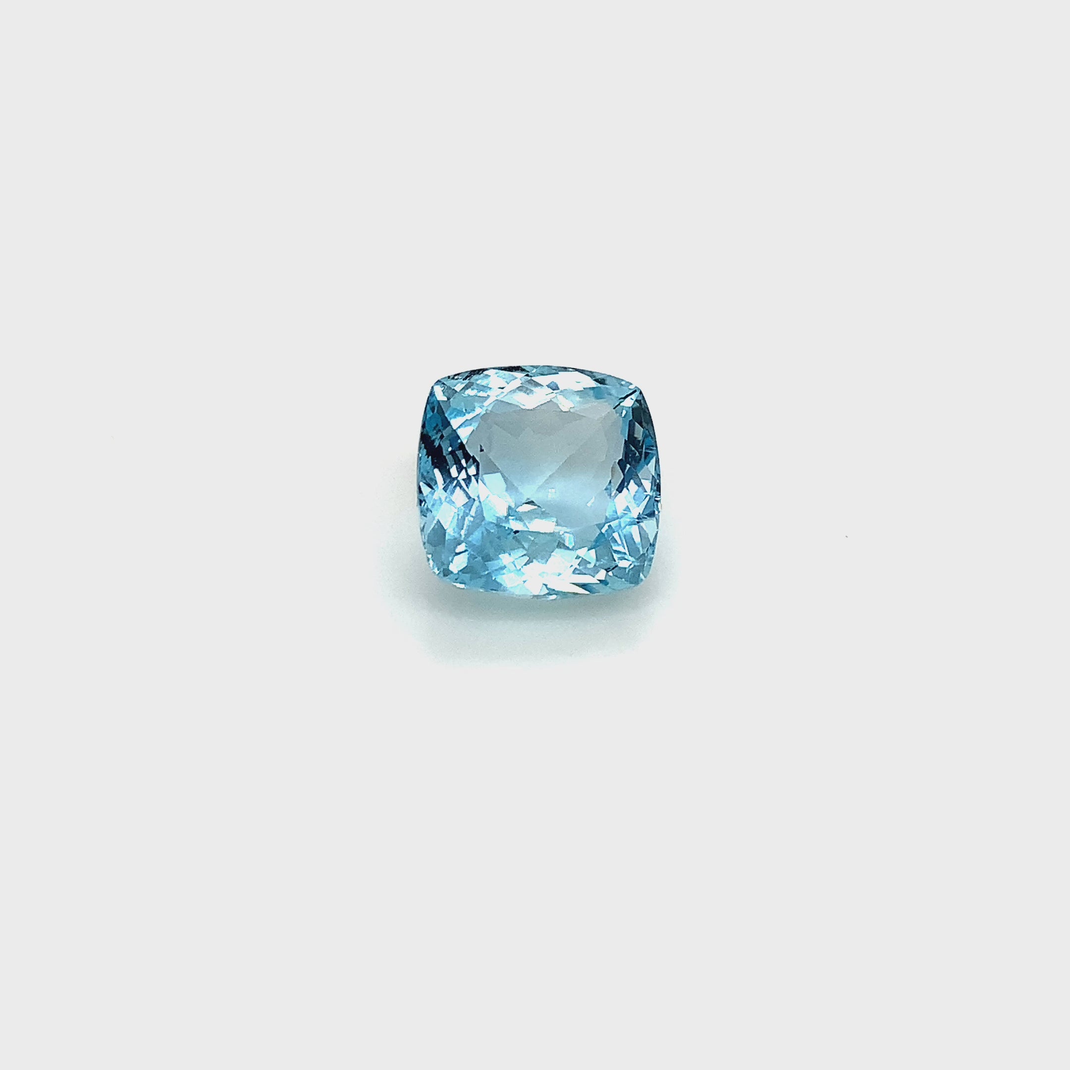 7.02 Carats Artic Blue Aquamarine (AQ067)