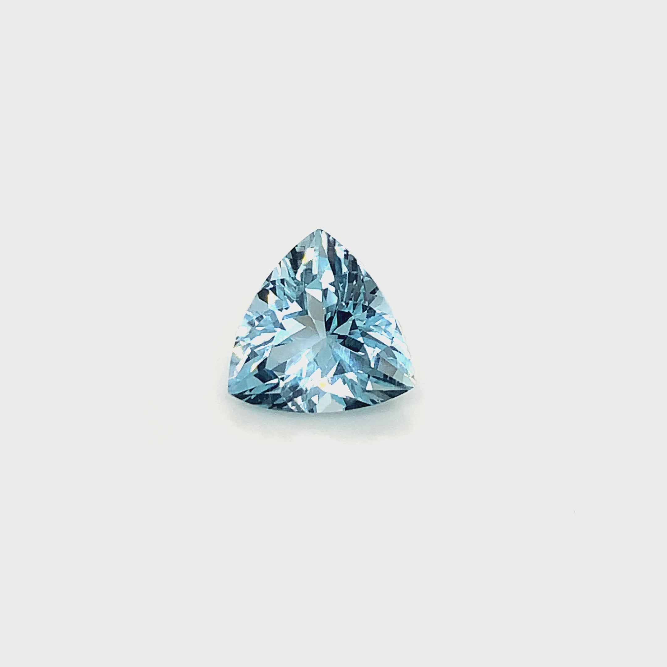 9.29 Carats Sky Blue Aquamarine (AQ389)
