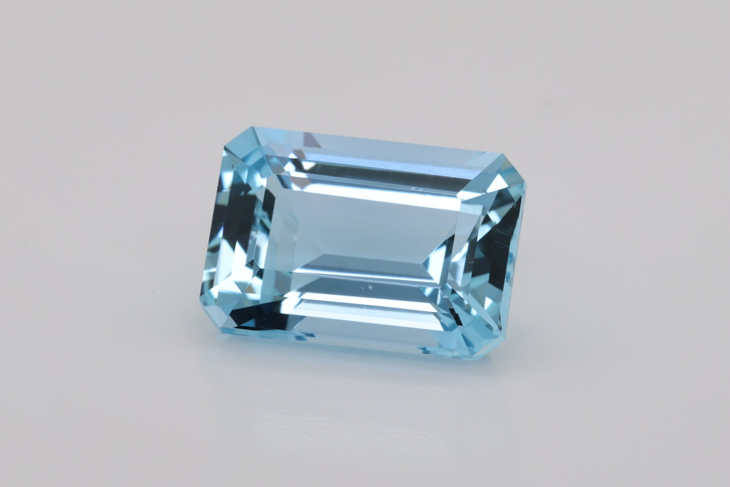 10.24 Blue Colour Aquamarine (AQ1858) - Image 3
