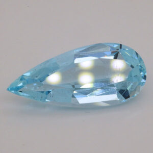 9.06 Carats Medium Blue Aquamarine (AQ013)