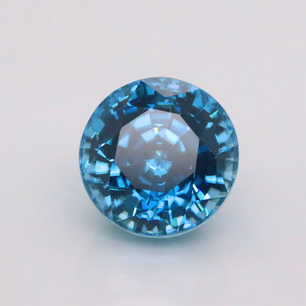5.32 Carat Top Blue Zircon For Jewellry (ZN011)